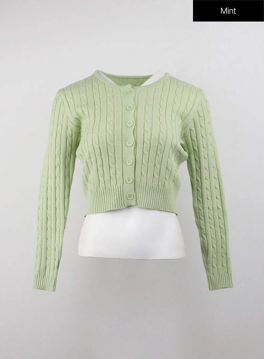 Cable Knit Buttoned Crop Cardigan OJ416