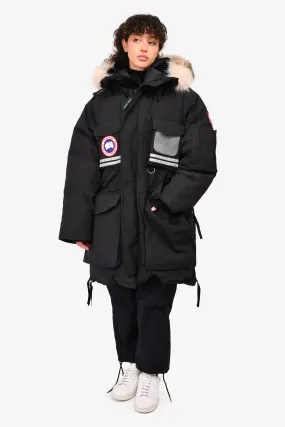 Canada Goose Black Snow Mantra Fur Hooded Down Parka Size M