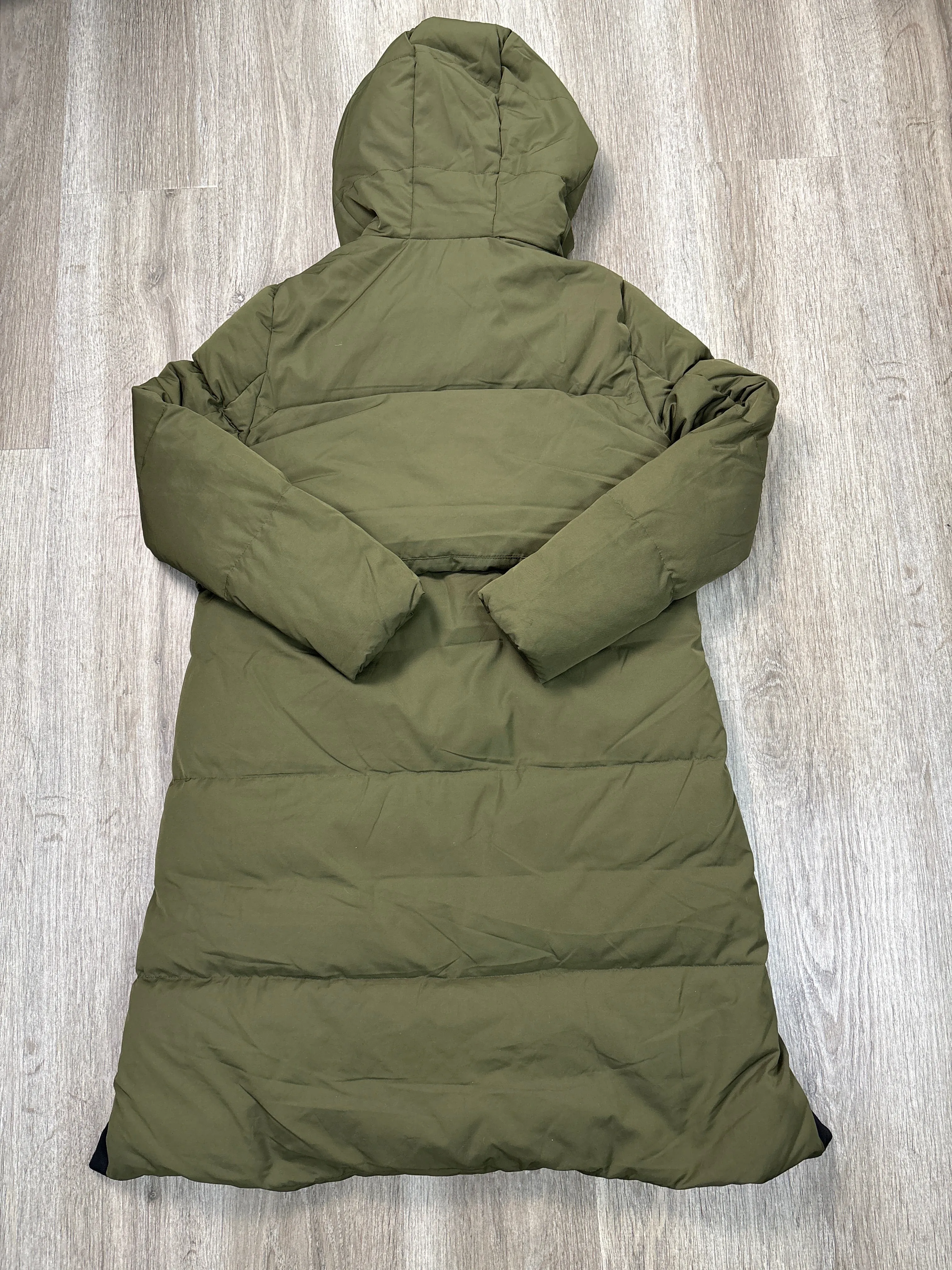 Coat Parka By Clothes Mentor In Green, Size: S