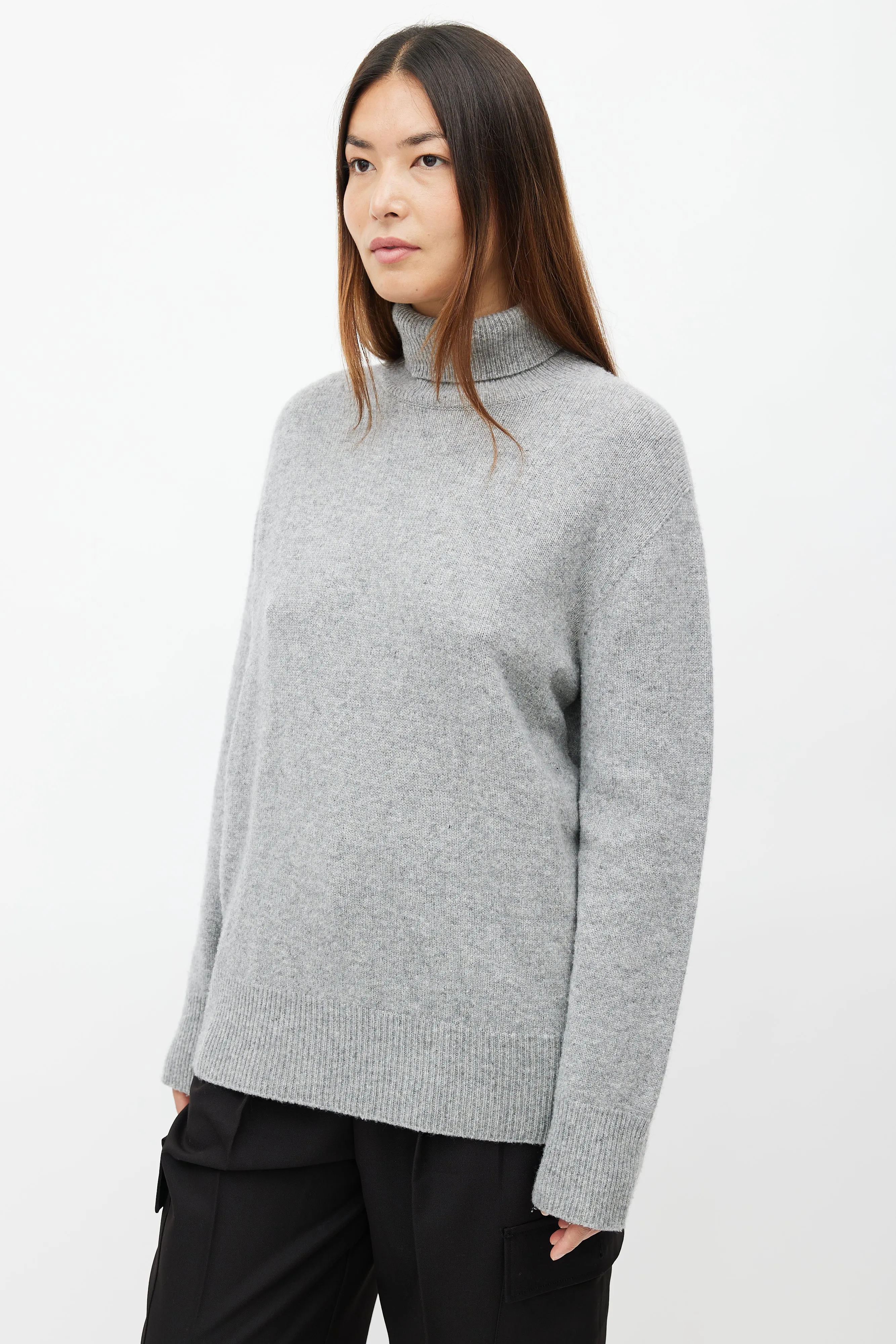 Grey Wool Knit Turtleneck