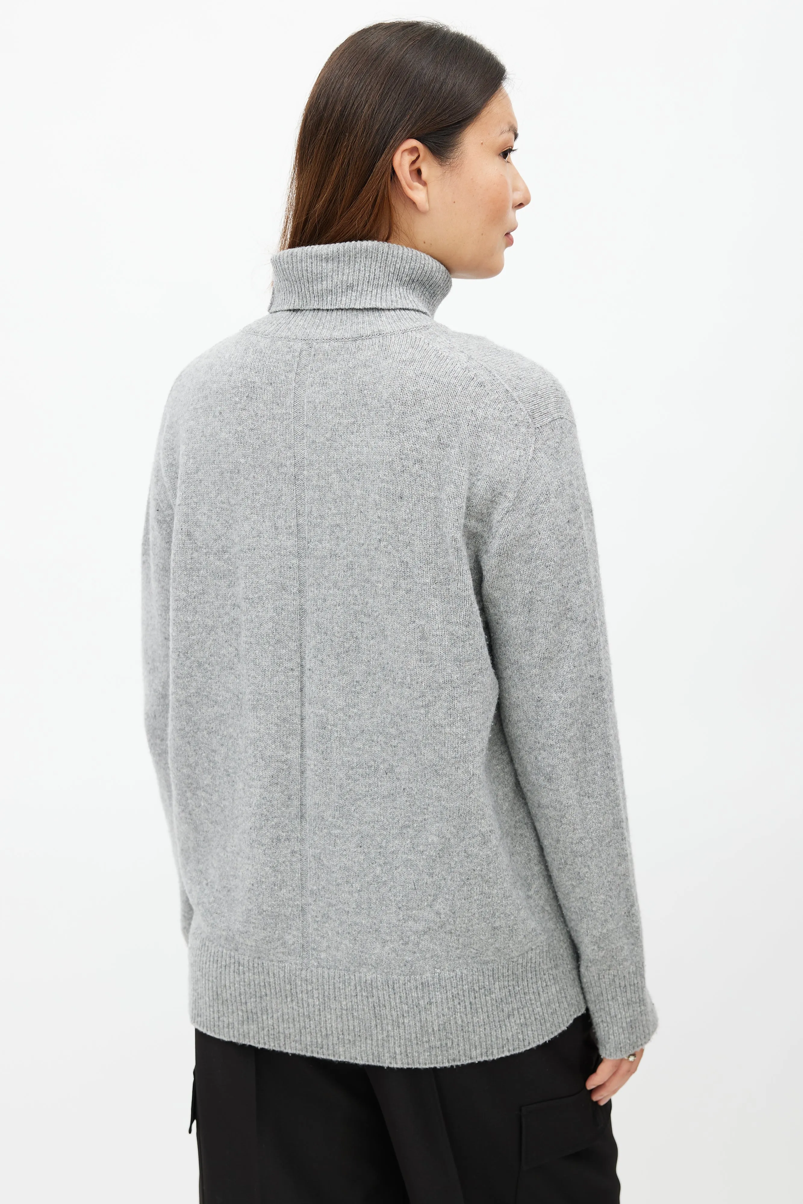 Grey Wool Knit Turtleneck