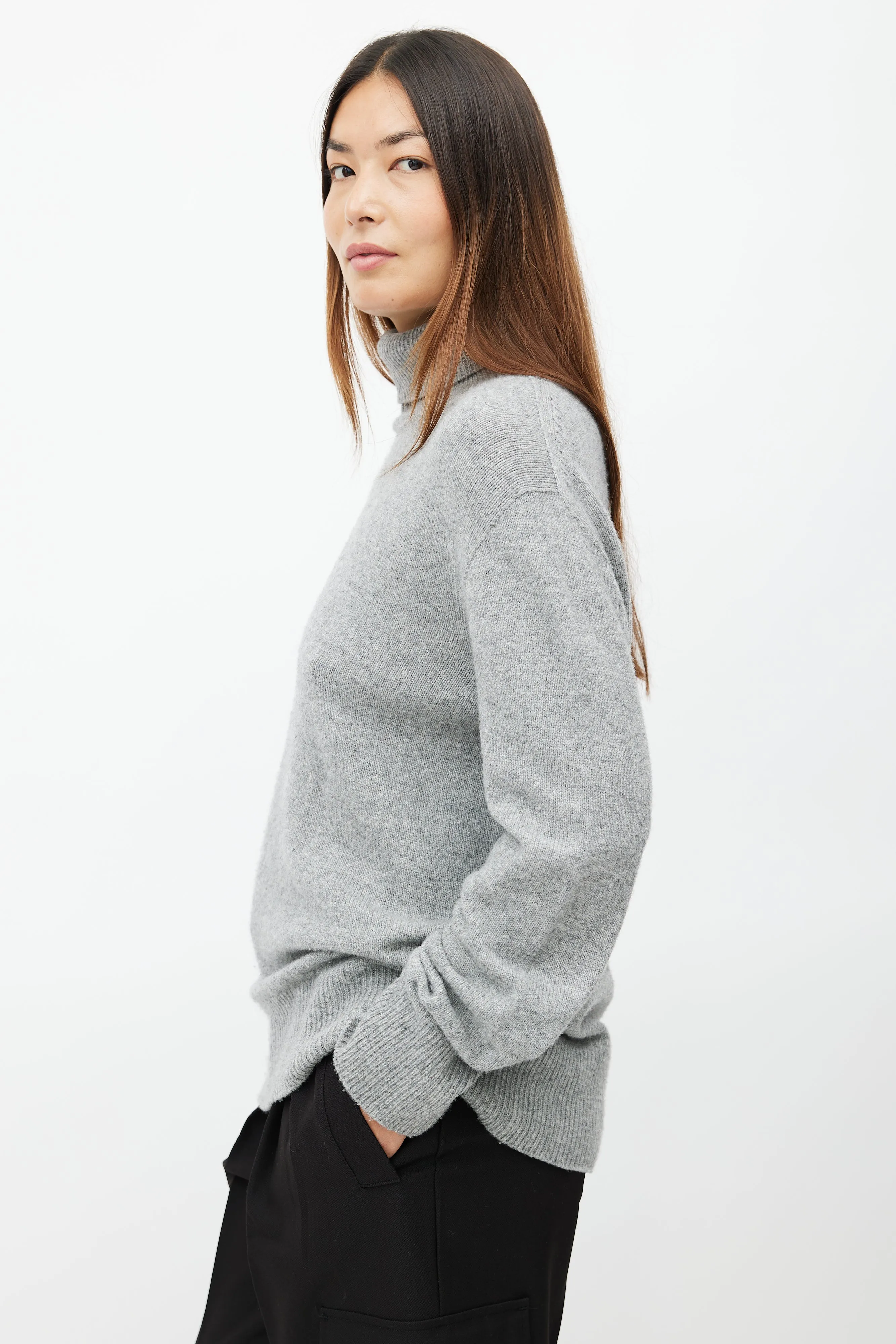 Grey Wool Knit Turtleneck