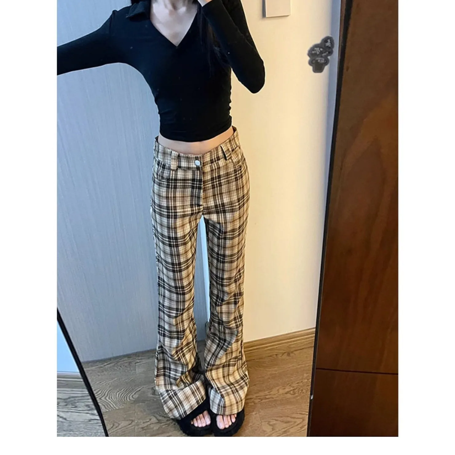 Lanfubeisi grunge outfits Micro Horn Plaid Sports Pants Women's New Autumn and Winter High Waist Slimming Slim Fit Hot Girl Horseshoe Casual Pants Mopping Pants