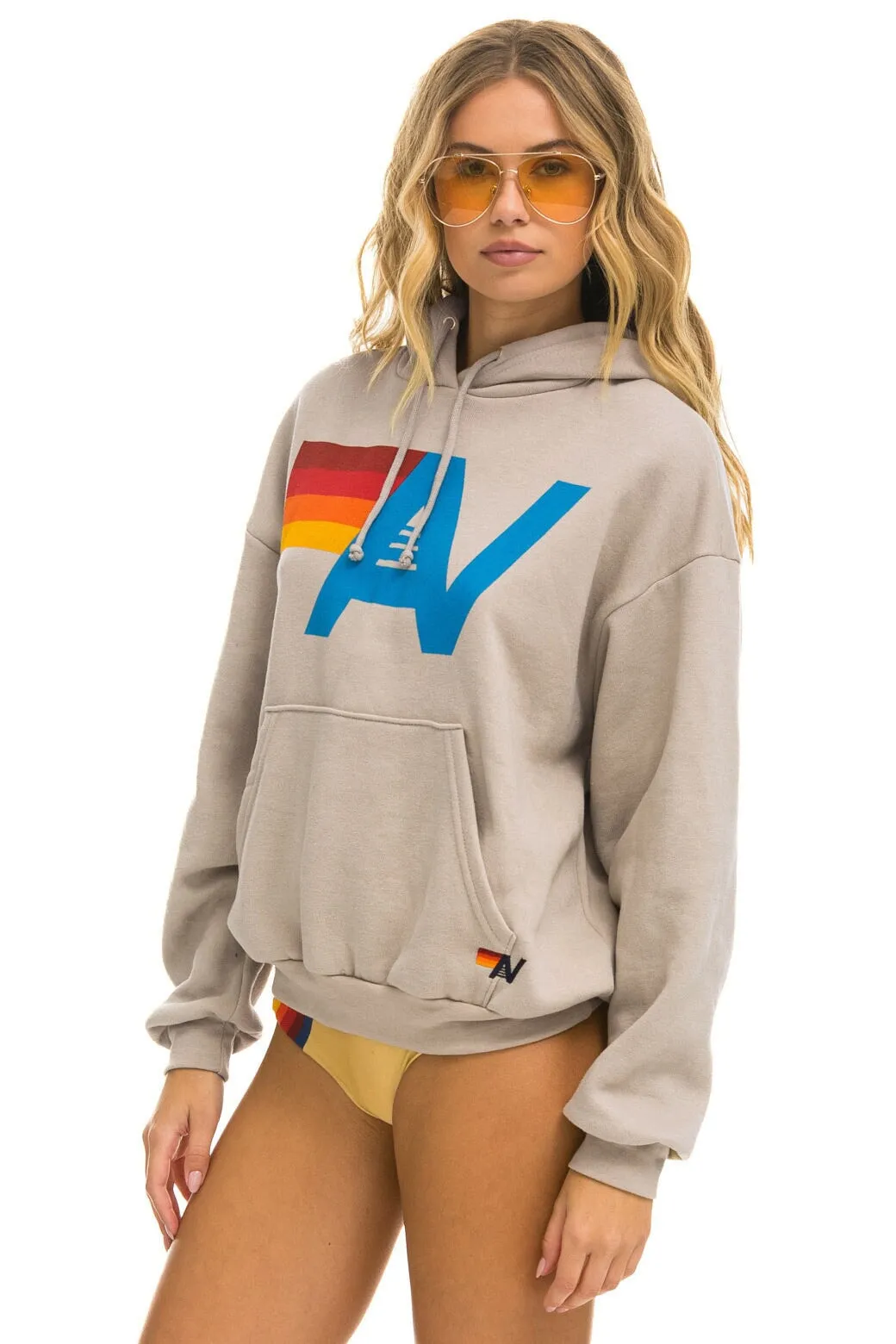 LOGO PULLOVER RELAXED HOODIE - SAND