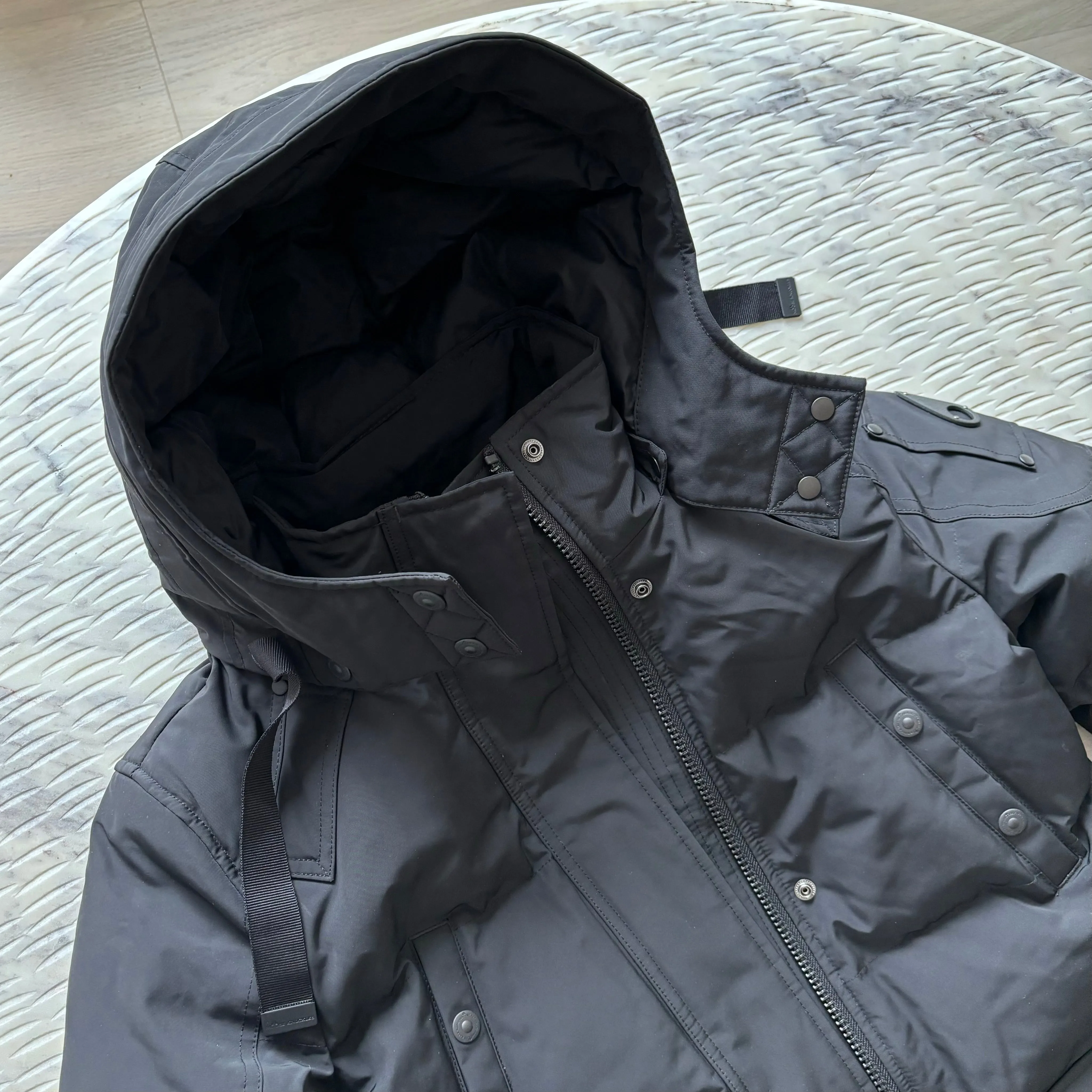 Moose Knuckles Onyx Bonaventure Parka Size M