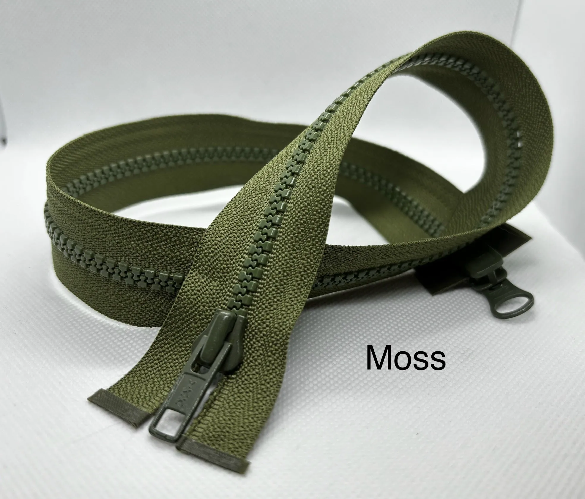 Separating zipper (open end) - Two way 22"/55cm