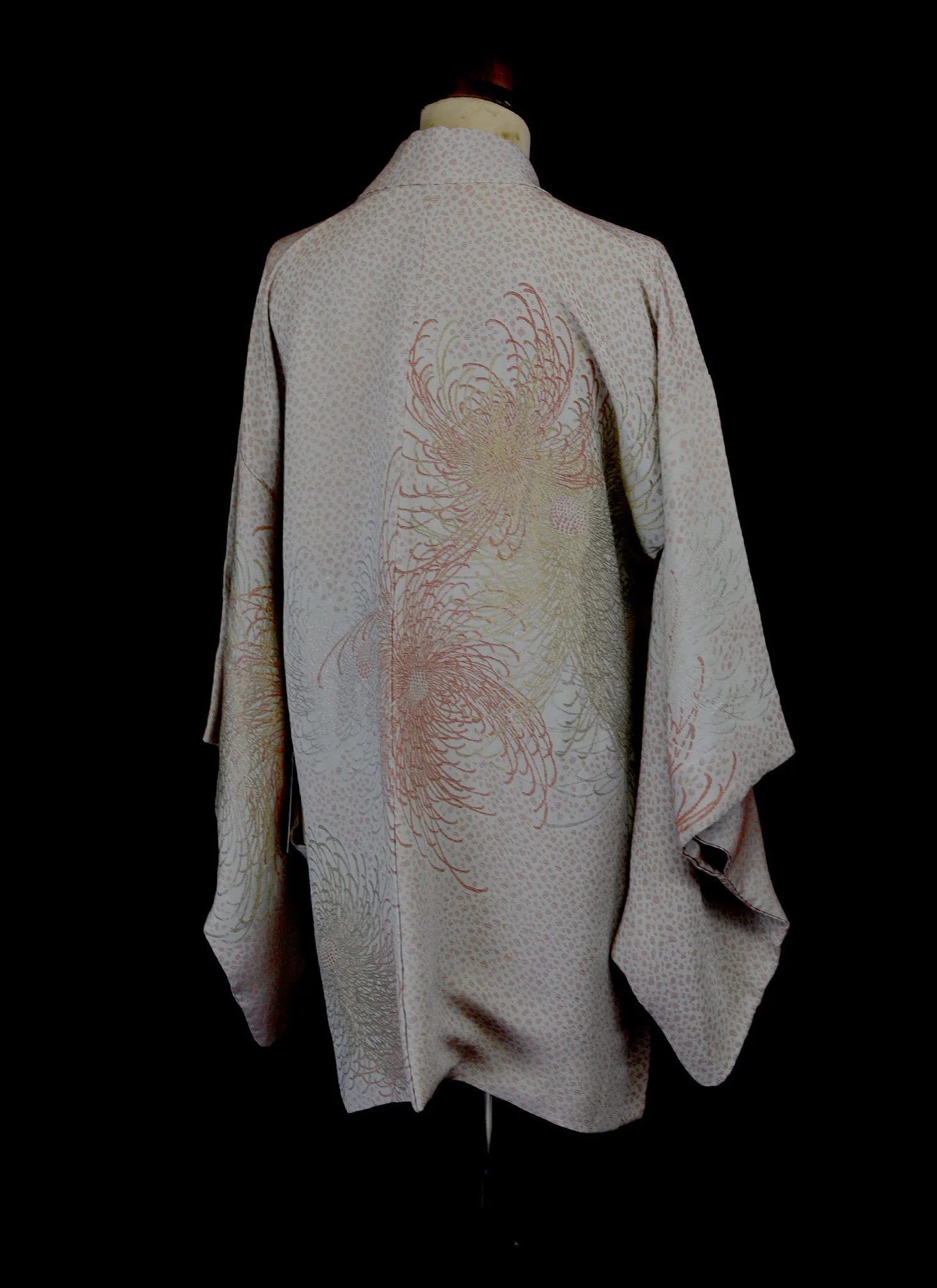 Vintage 1930s Silver Oyster Silk Kimono Jacket