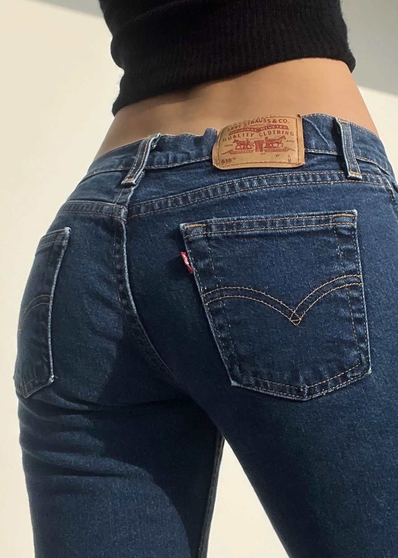 Vintage Dark Wash Low-Rise Flared Levi’s