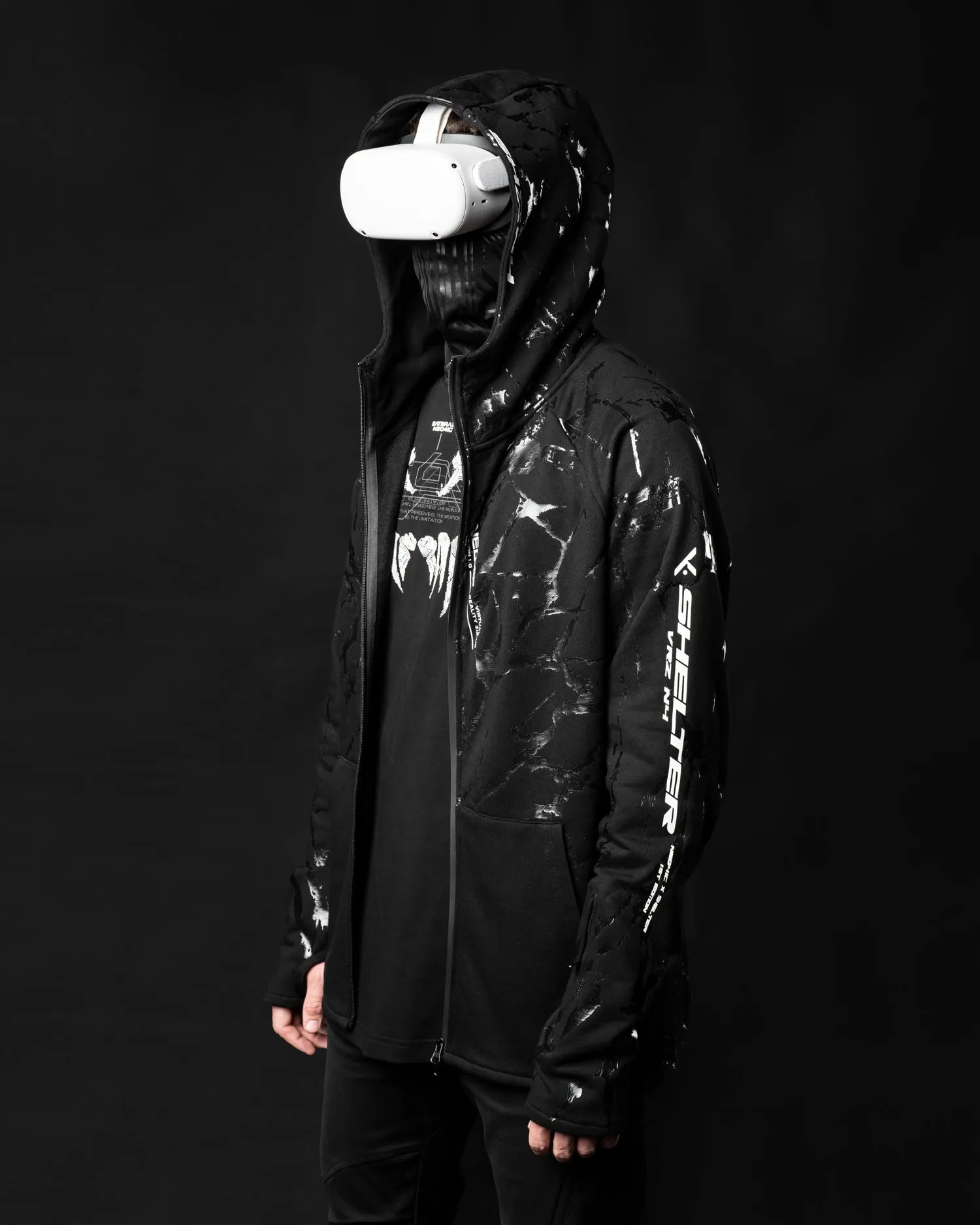 VR ZIP UP HOODIE